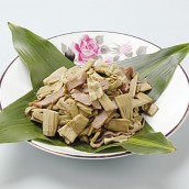 Fried Itadori (Japanese knotweed)