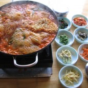 Kakamigahara Kimchi Hotpot